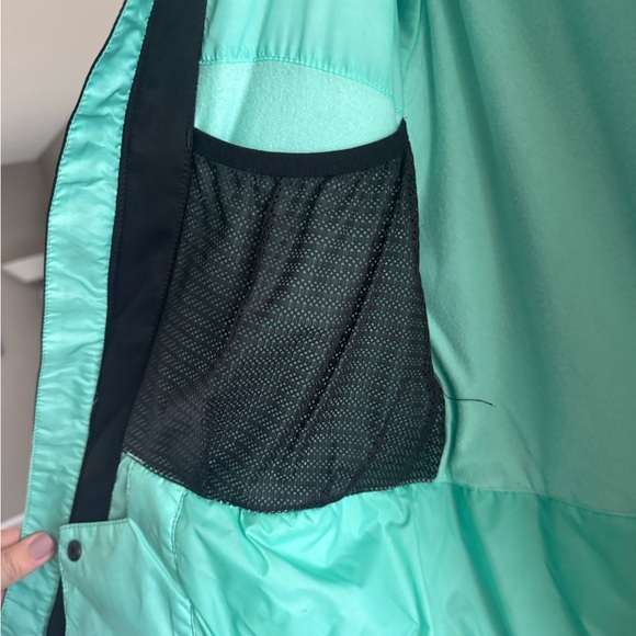 Women's Black and Mint Jacket - Picture 4 of 5